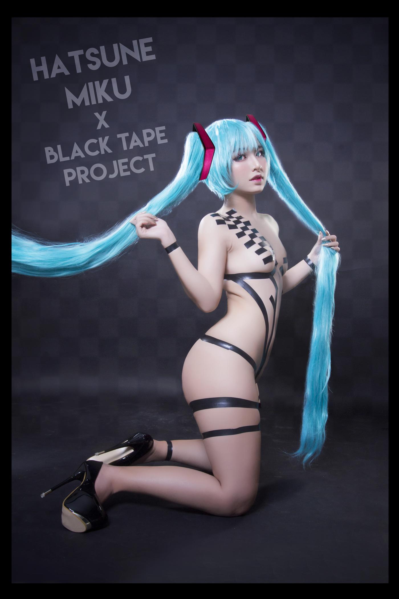 Chono Black - NO.11 Hatsune Miku x Black Tape Project [12P] - 图屋屋